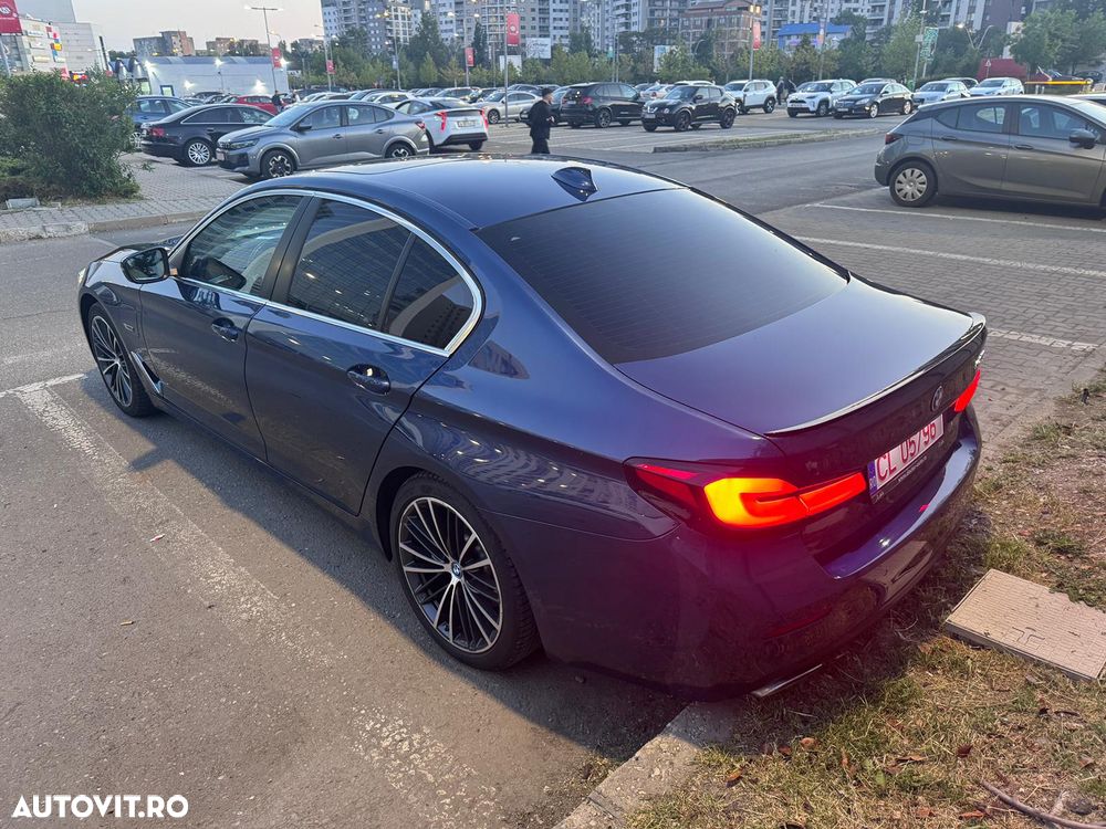 BMW Seria 5 530e xDrive AT PHEV - 8