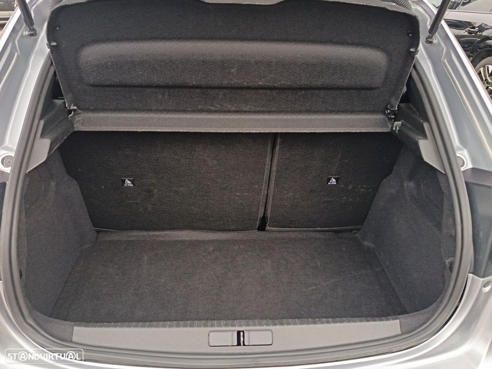 Peugeot 208 1.2 Hybrid Allure e-DCS6 - 6