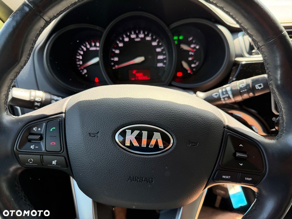 Kia Rio 1.4 ISG Dream Team Edition - 19
