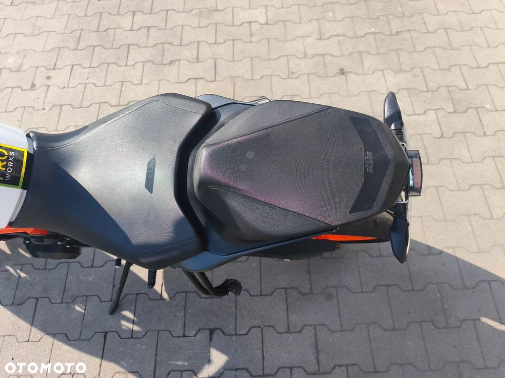 KTM Duke - 32