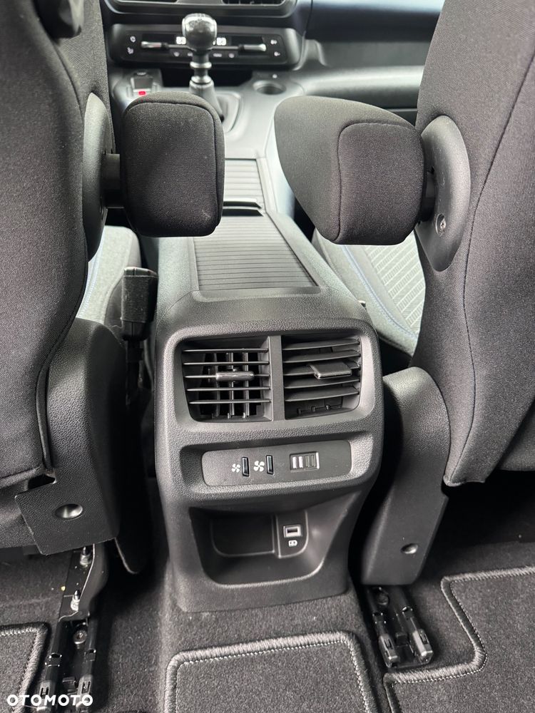 Peugeot Rifter BlueHDI 130 L1 Allure - 26