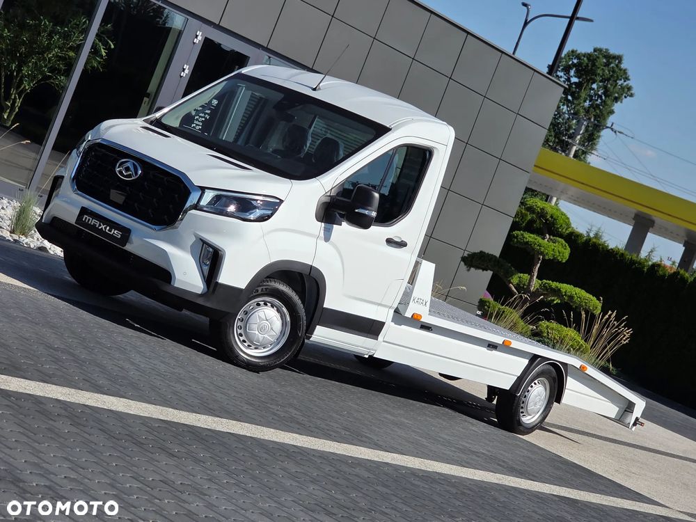 Maxus DELIVER 9 LAWETA POMOC DROGOWA HOLOWNIK I Fabrycznie Nowy I Dostępne od Reki I Promocyjny Leasing 102% I 5 lat Gwarancji I Bardzo Bogate Wyposażenie I - 37