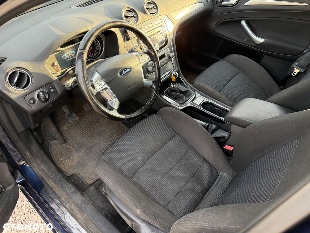 Ford Mondeo - 14