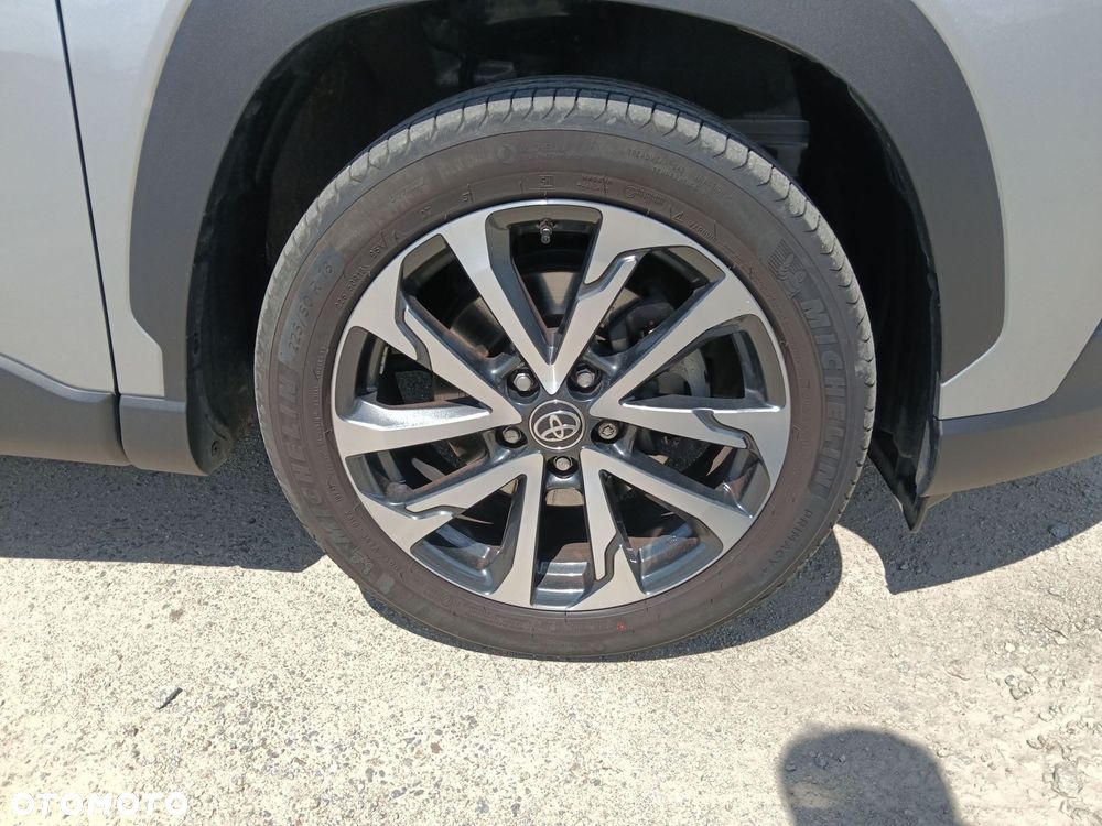 Toyota Corolla Cross - 10