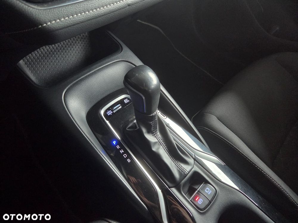 Toyota Corolla 1.8 Hybrid Comfort - 16