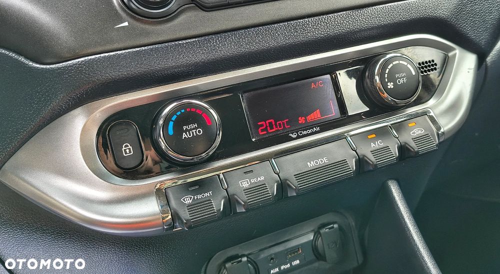 Kia Rio - 24
