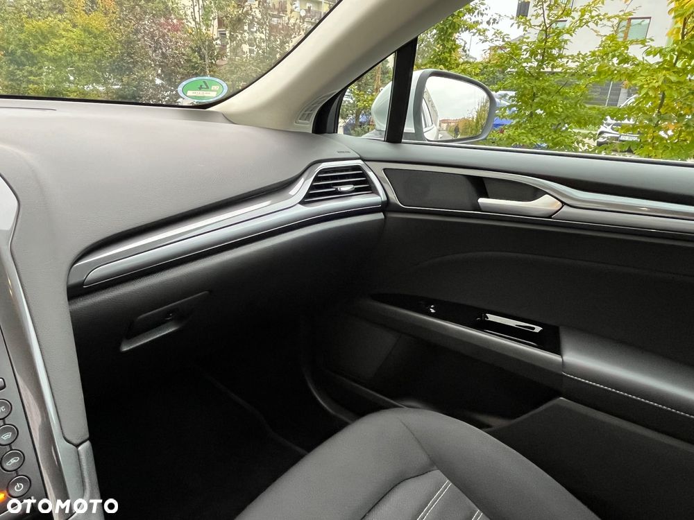 Ford Mondeo Turnier 2.0 EcoBlue Titanium - 33