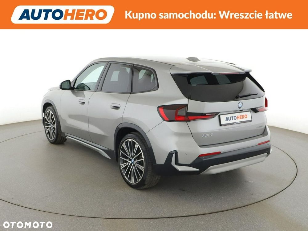 BMW iX1 xDrive30 xLine - 5