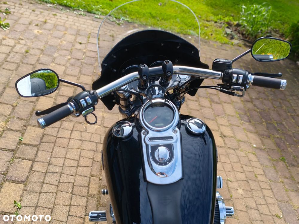 Harley-Davidson Dyna Fat Bob - 5