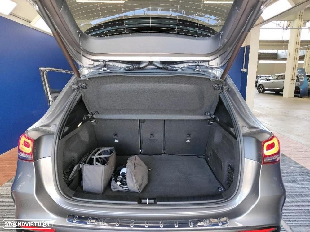 Mercedes-Benz GLA 250 - 13