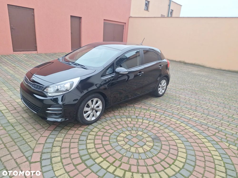 Kia Rio 1.4 Dream Team Edition - 3