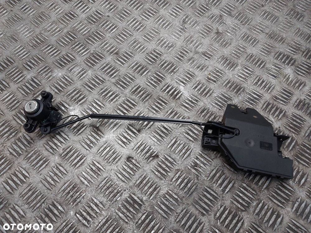 ZAMEK KLAPY BAGAŻNIKA WKŁADKA BMW E46 SEDAN 8196401 - 2