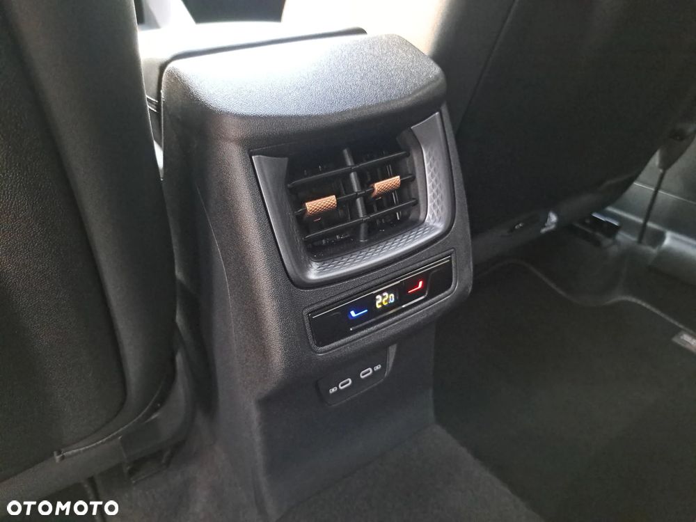 Cupra Terramar 1.5 eTSI mHEV DSG - 38