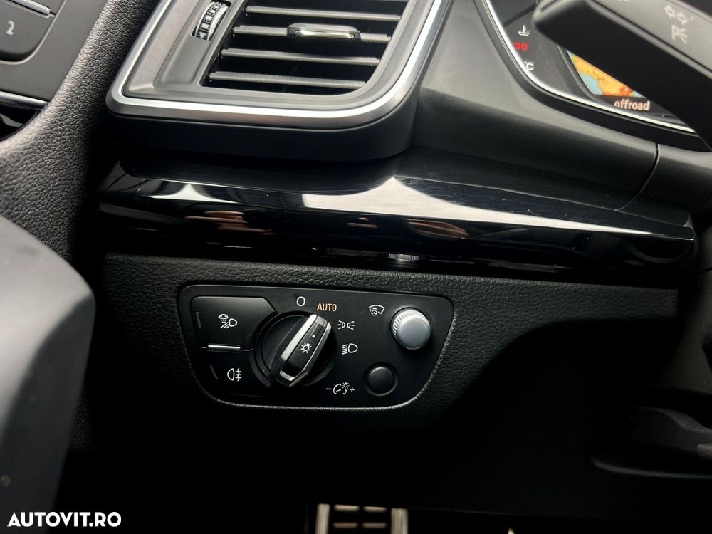 Audi SQ5 - 30