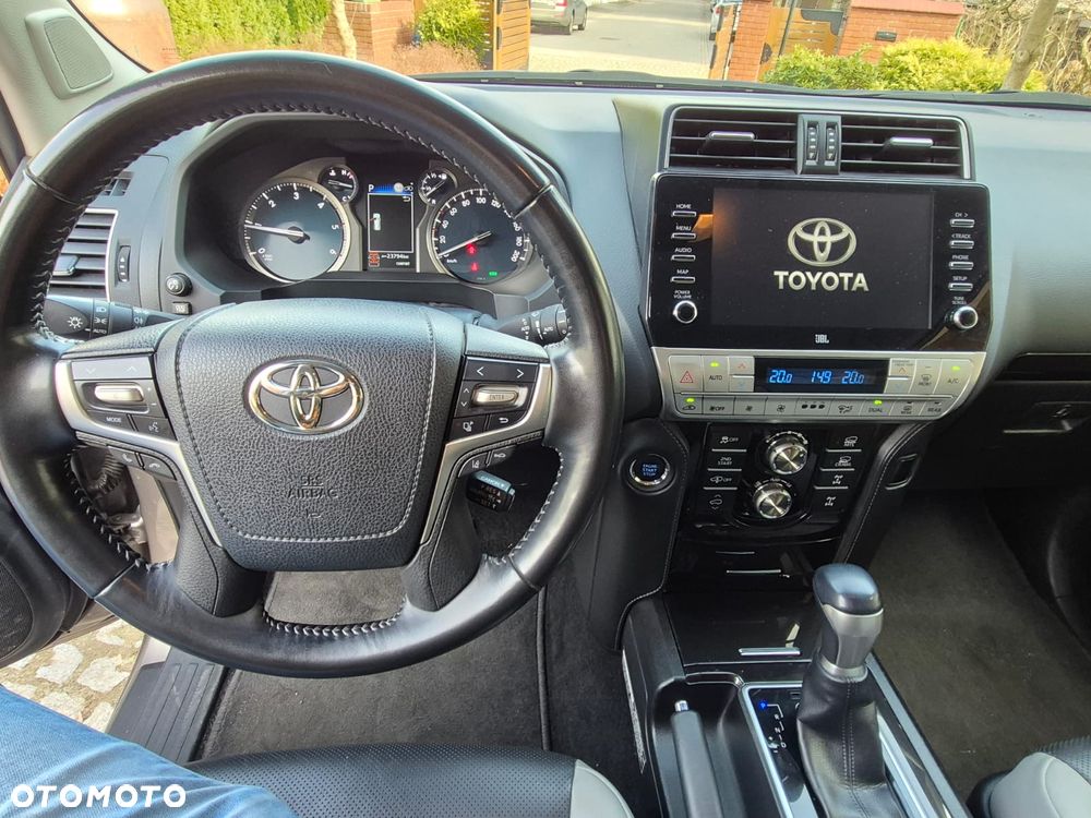 Toyota Land Cruiser LC 2.8 D-4D Executive - 12