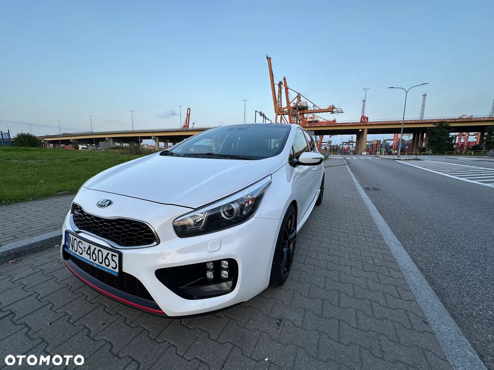 Kia Ceed Cee'd 1.6 T-GDI GT XL - 4