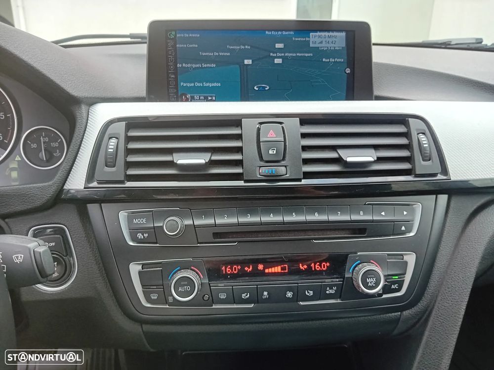 BMW 320 d Auto Pack M - 14