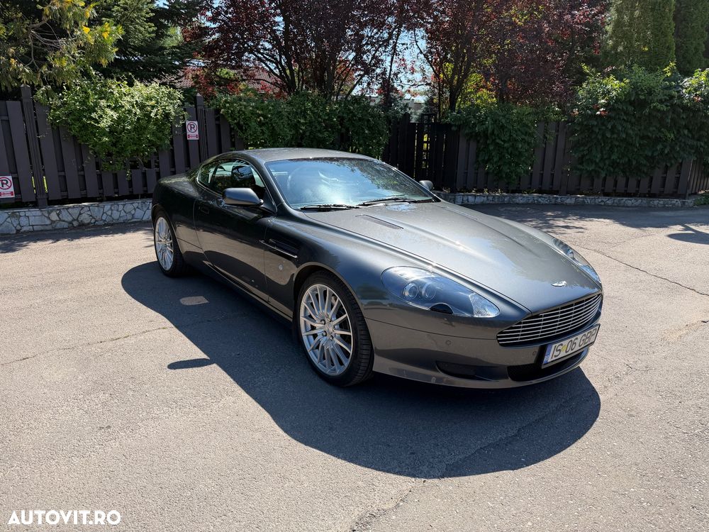 Aston Martin DB9 - 4