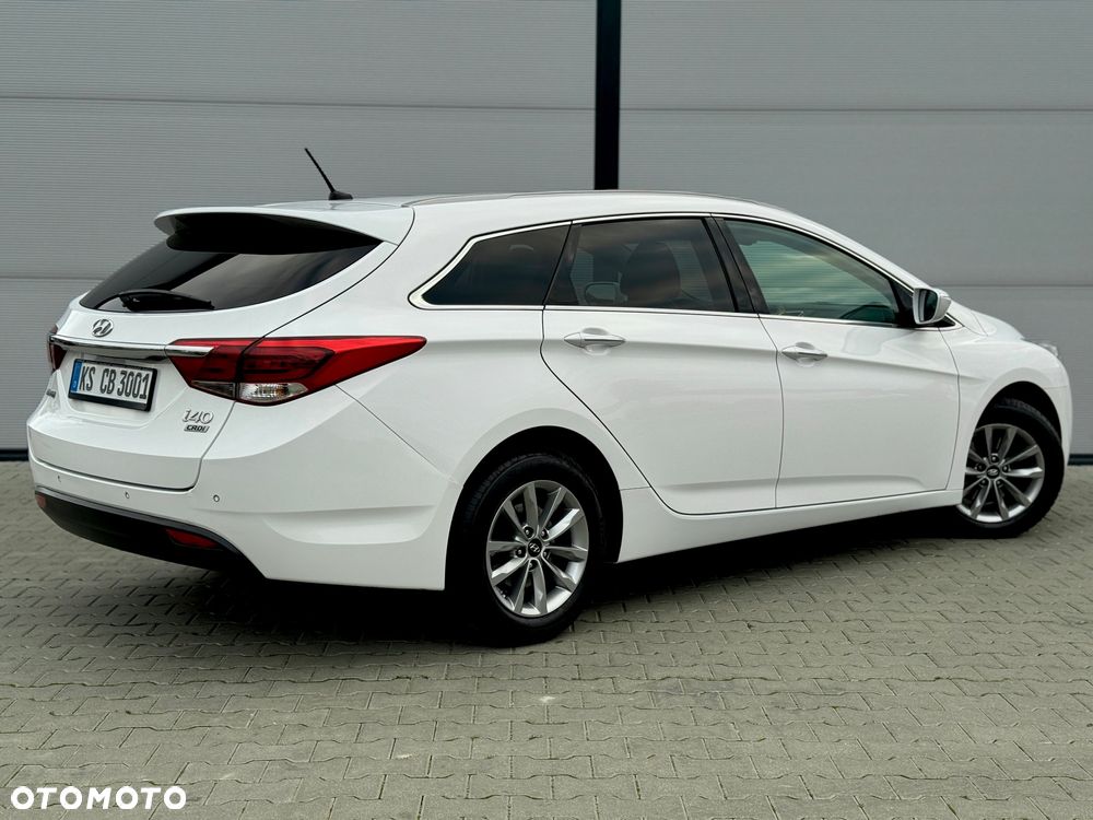 Hyundai i40 Kombi blue 1.7 CRDi DCT Premium - 32