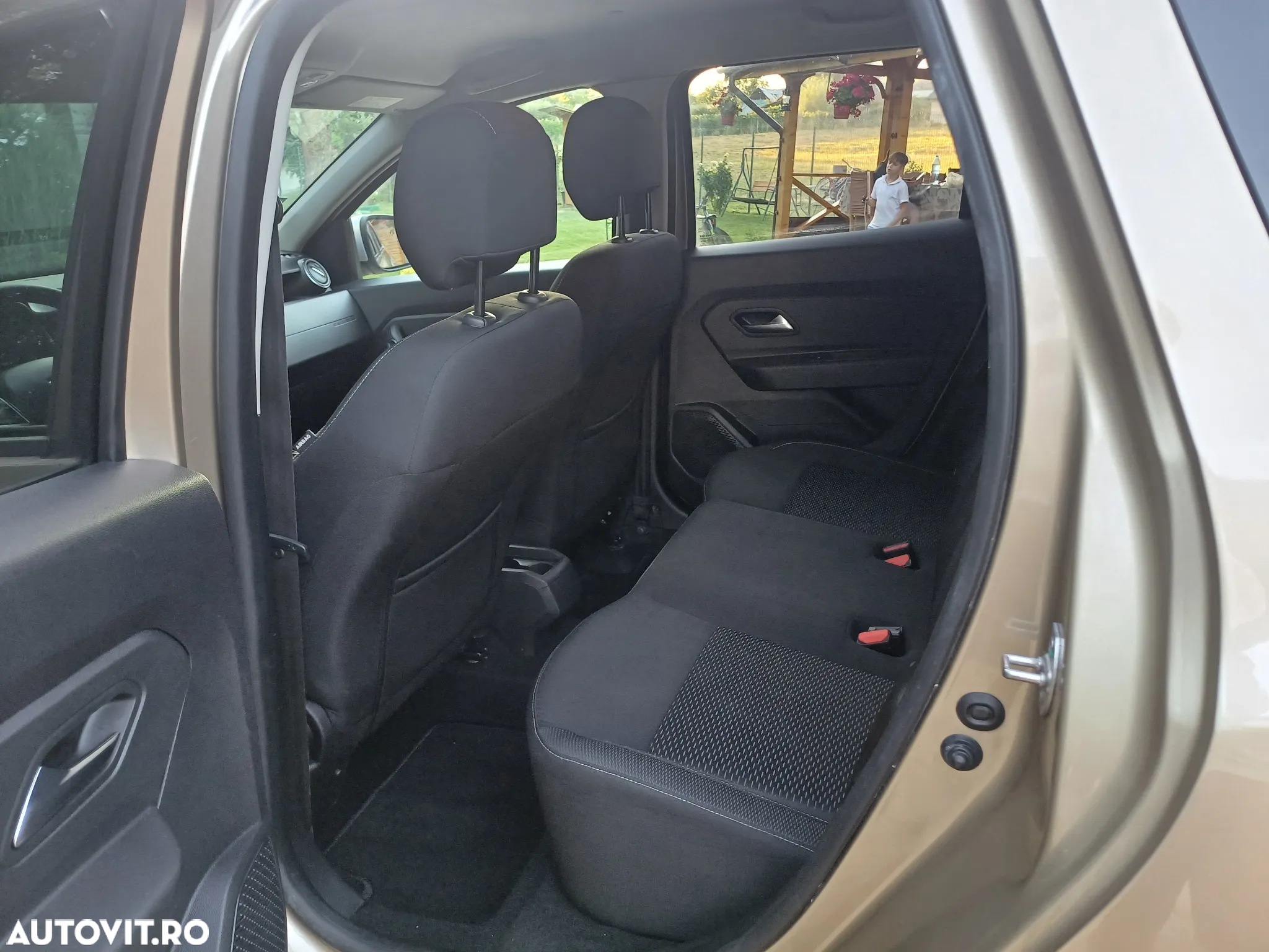 Dacia Duster 1.6 SCe Prestige jante 16" - 9