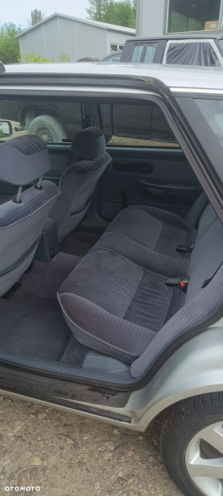 Ford Scorpio 2.0 CL - 23
