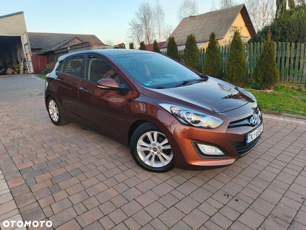 Hyundai i30 1.4 Intro Edition - 4