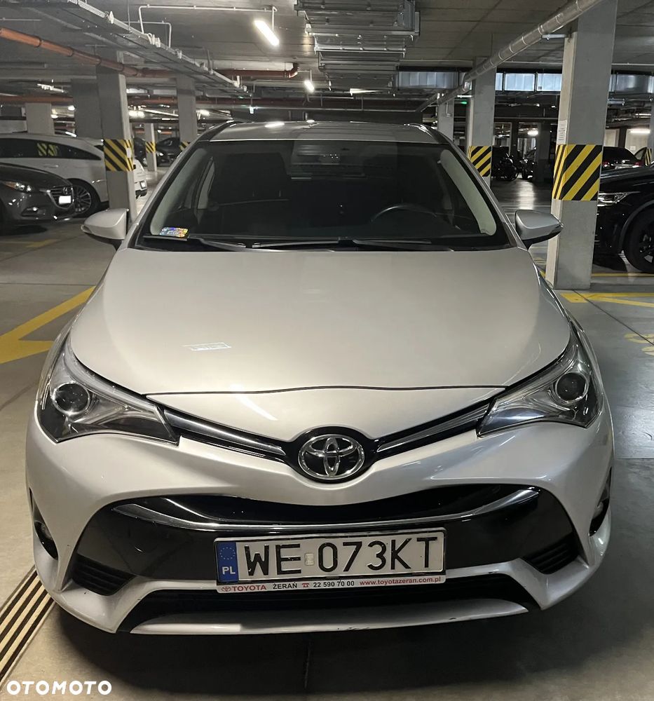 Toyota Avensis 2.0 Premium MS - 4