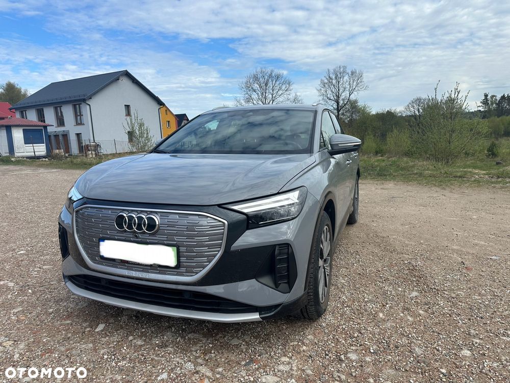 Audi Q4 e-tron - 1
