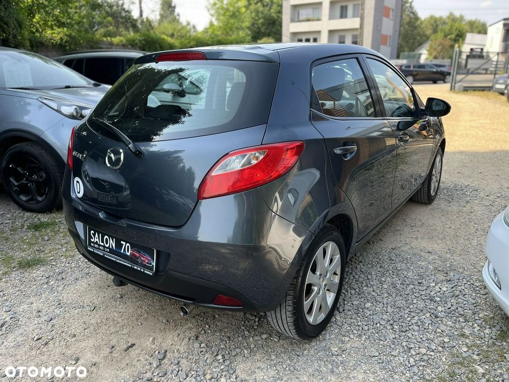 Mazda 2 - 4