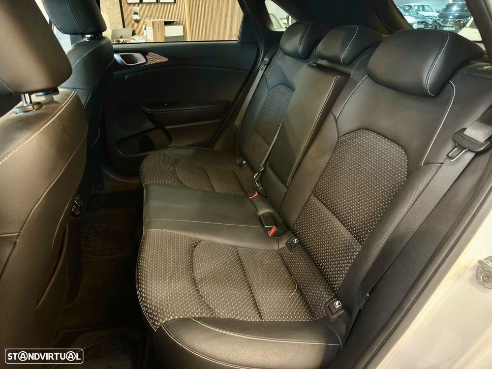 Kia Ceed 1.6 CRDi TX - 5