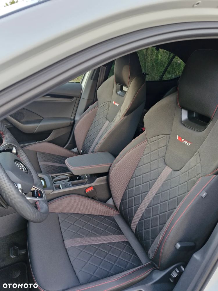 Skoda Octavia 2.0 TSI RS DSG - 21