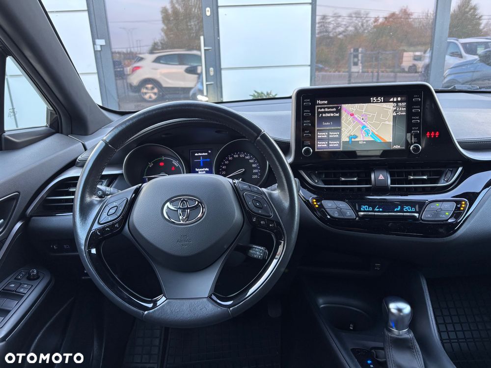 Toyota C-HR Business-Edition - 17