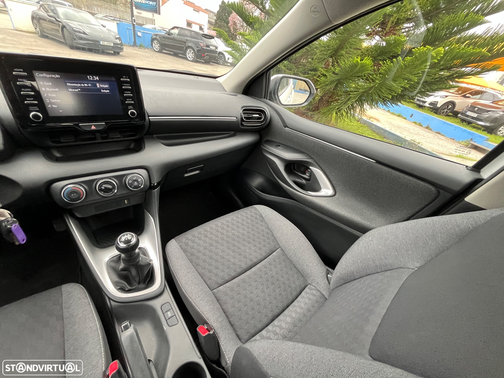 Toyota Yaris 1.0 VVT-i Comfort - 45