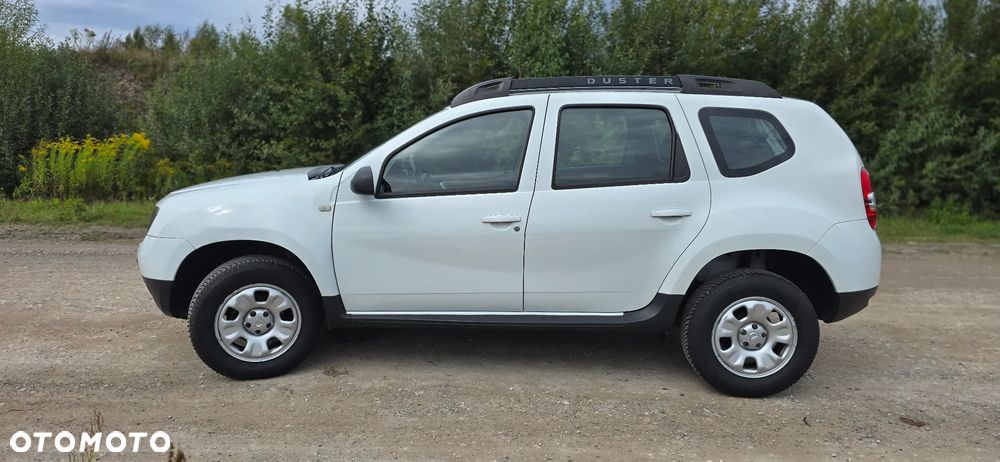 Dacia Duster 1.6 SCe Laureate S&S - 13