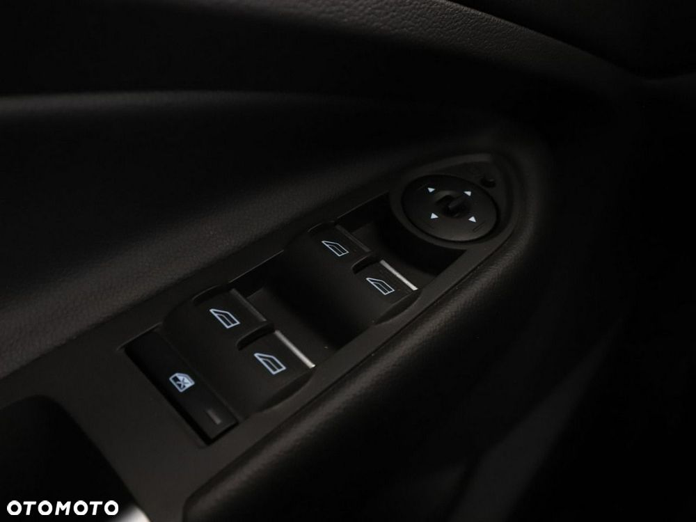 Ford Kuga 1.5 EcoBoost 2x4 Business Edition - 32