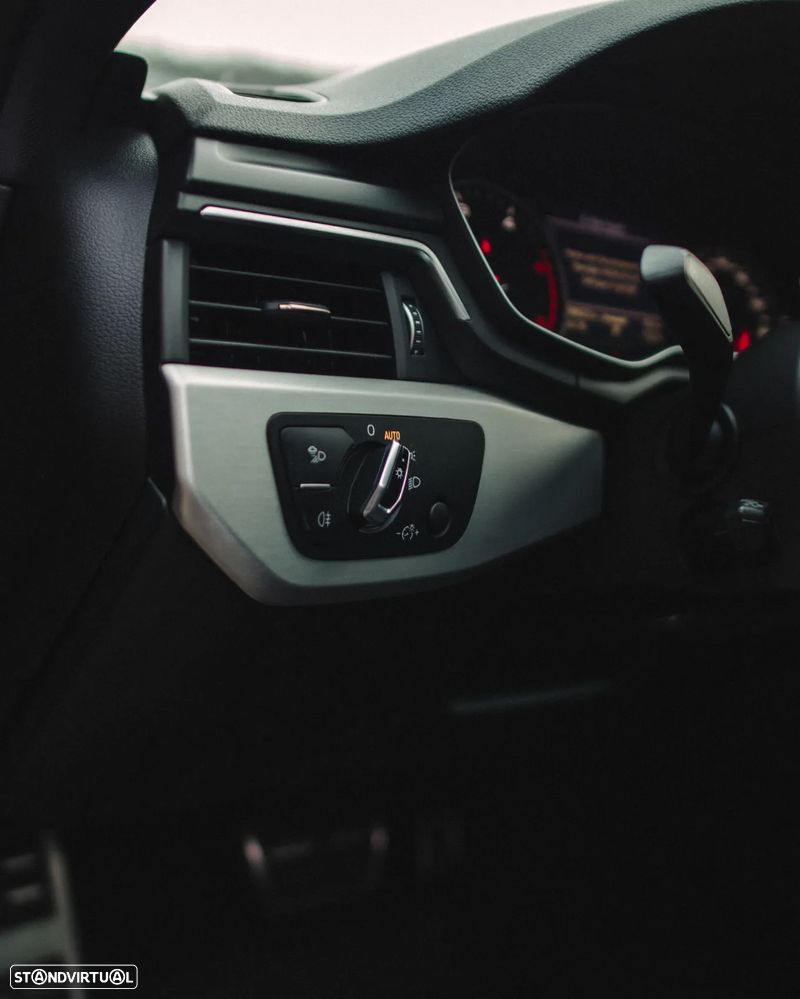 Audi A4 Avant 2.0 TDI S-line S tronic - 17