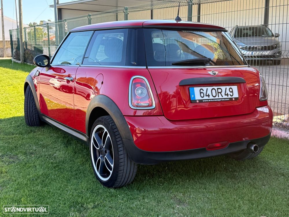 MINI 3 Portas One D - 2