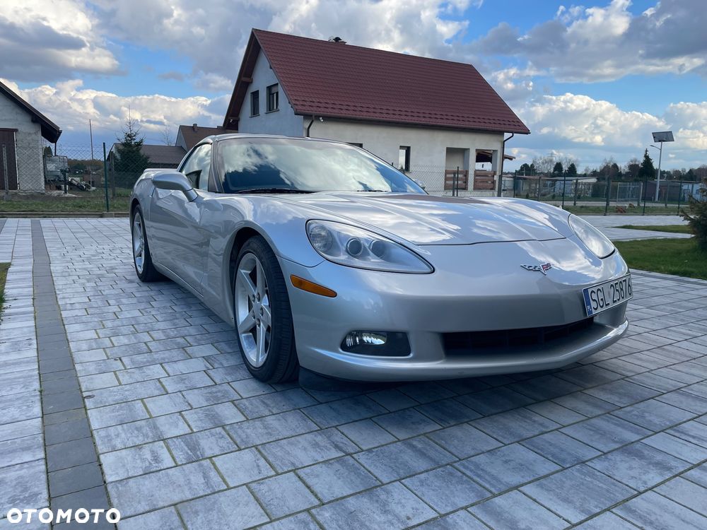 Chevrolet Corvette - 18