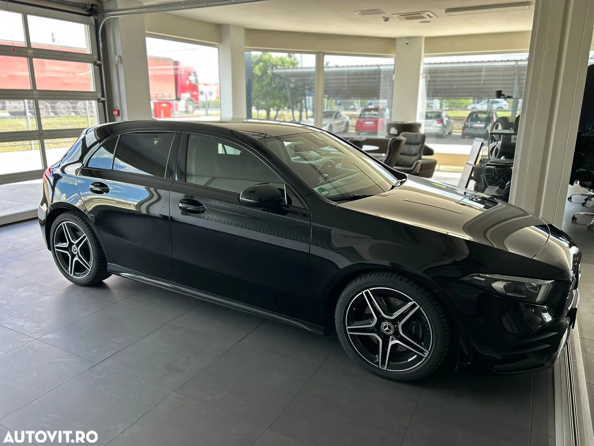 Mercedes-Benz A 220 d 8G-DCT AMG Line - 6