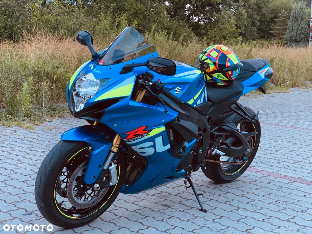 Suzuki GSX-R - 1