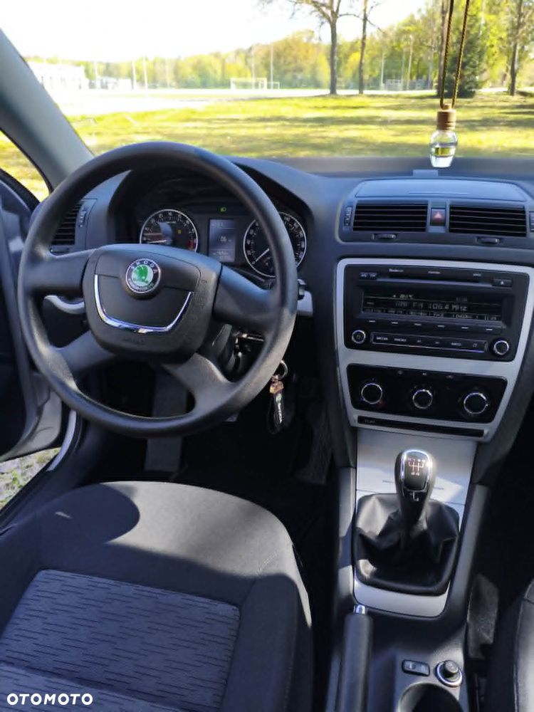 Skoda Octavia 1.6 TDI Ambiente - 23