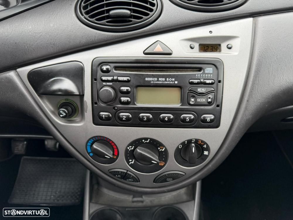 Ford Focus SW 1.8 TDCi Trend - 14