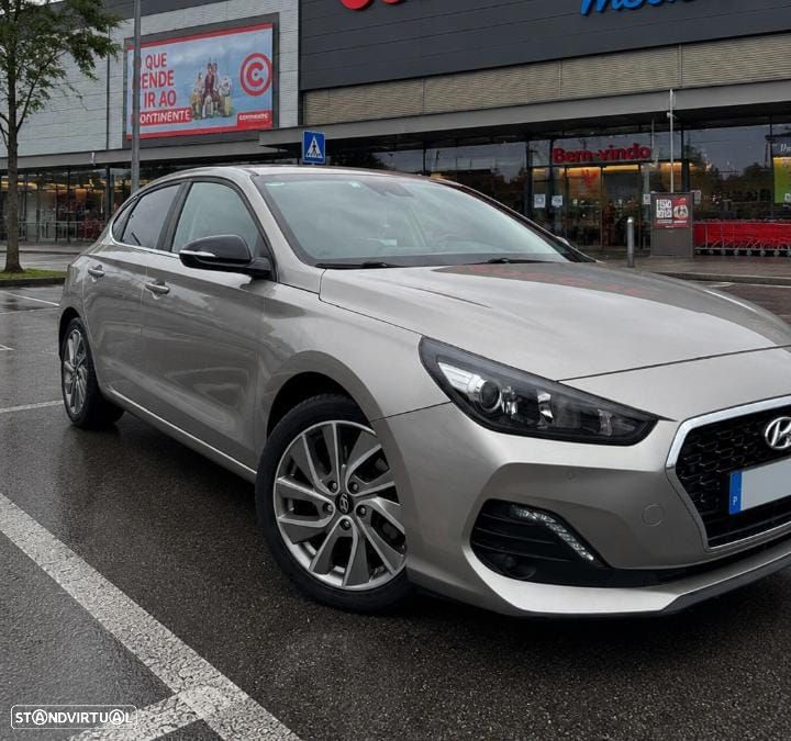 Hyundai i30 Fastback - 6
