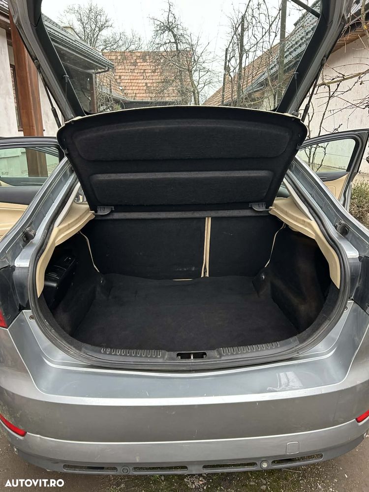 Ford Mondeo 1.8 TDCi Trend - 12