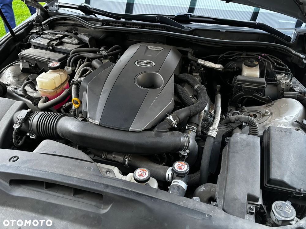 Lexus IS 200t Sport Line - 21