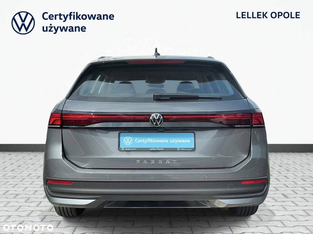 Volkswagen Passat Variant 2.0 TDI SCR DSG - 8