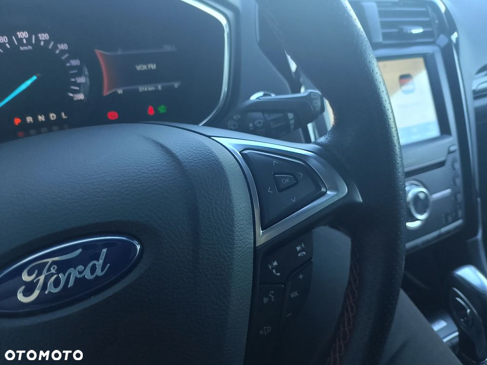 Ford Mondeo - 25