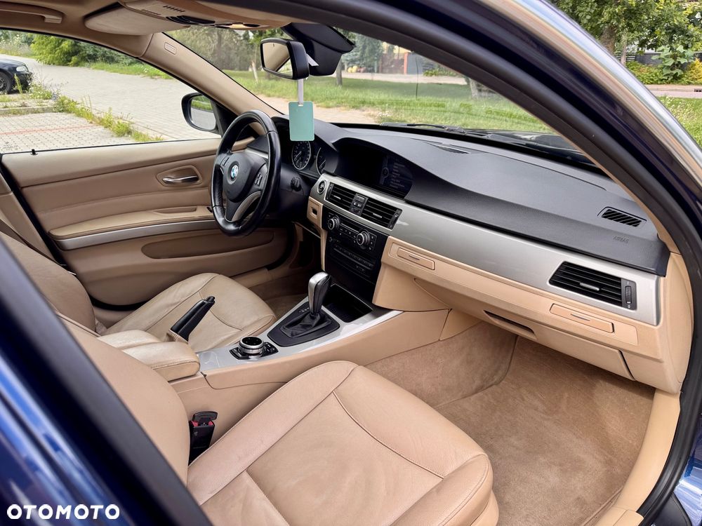 BMW Seria 3 318d DPF - 3