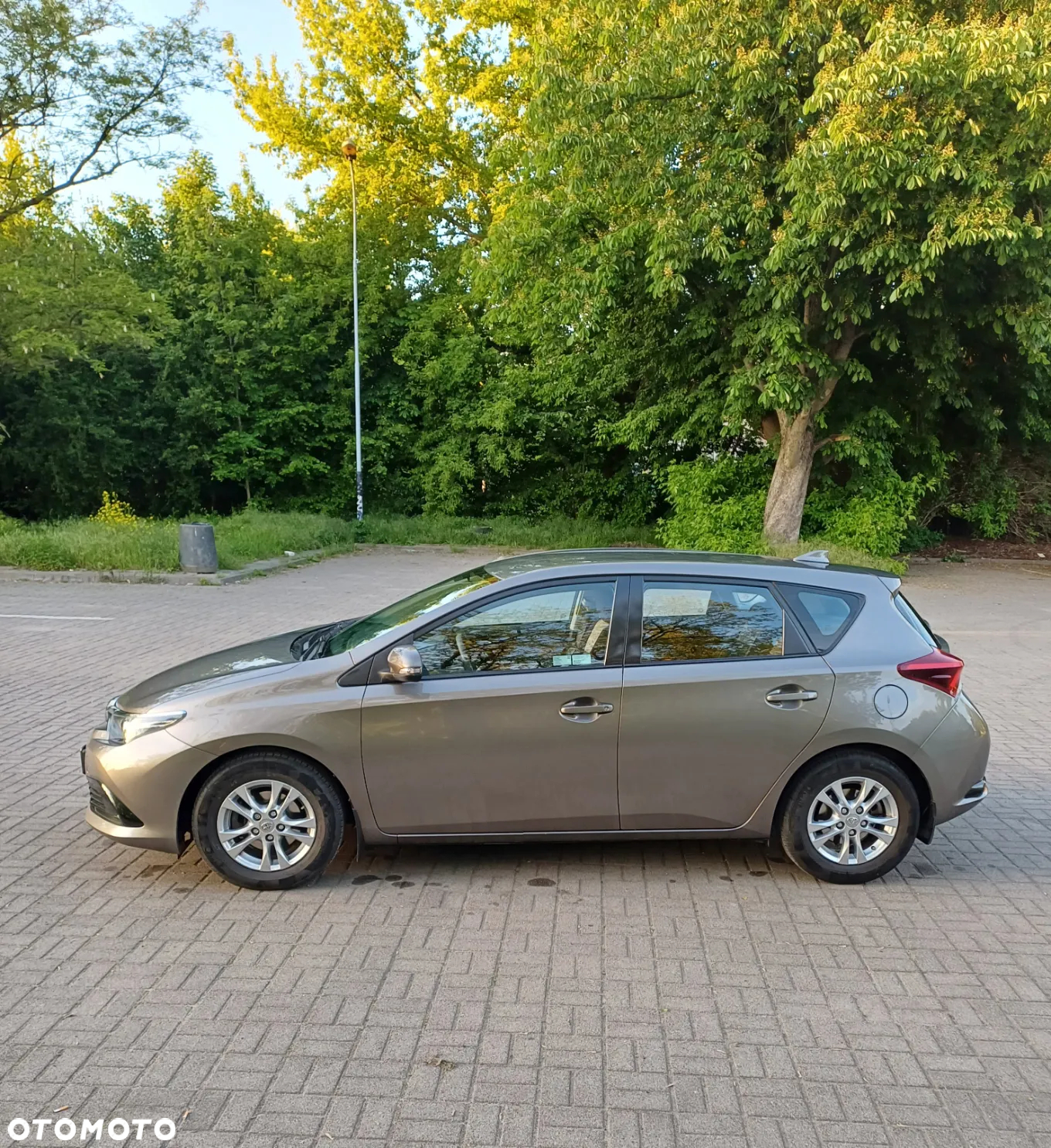 Toyota Auris 1.33 VVT-i Active - 10