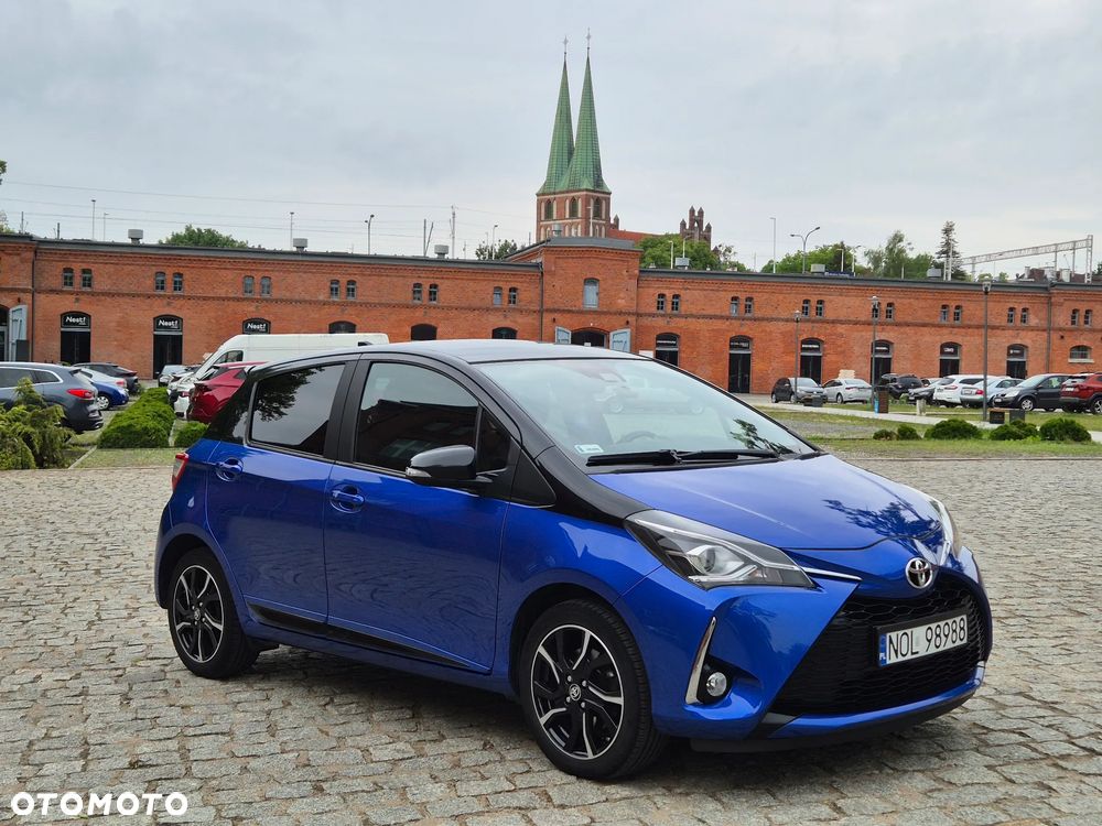 Toyota Yaris 1.5 Selection - 4
